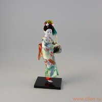 Кукла гейша с веером, светлое кимоно с цветами, 9